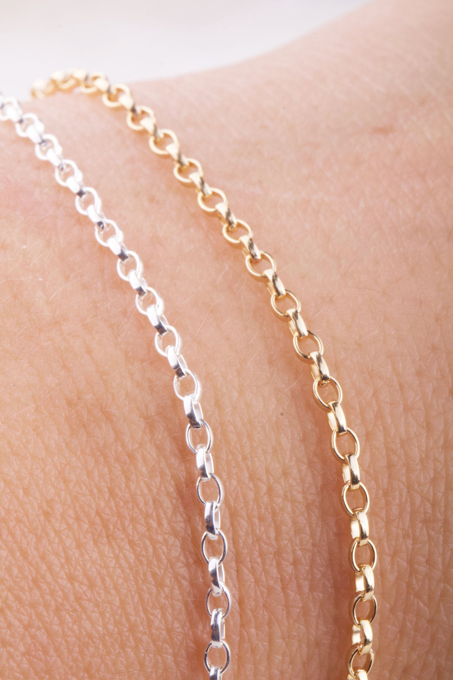 2.6mm x 1.8mm Tiny Rolo Oval Chain By Foot in Silver, Gold Filled, Great for Permanent Jewelry, Bracelet, Anklet, Bulk Dainty Chains