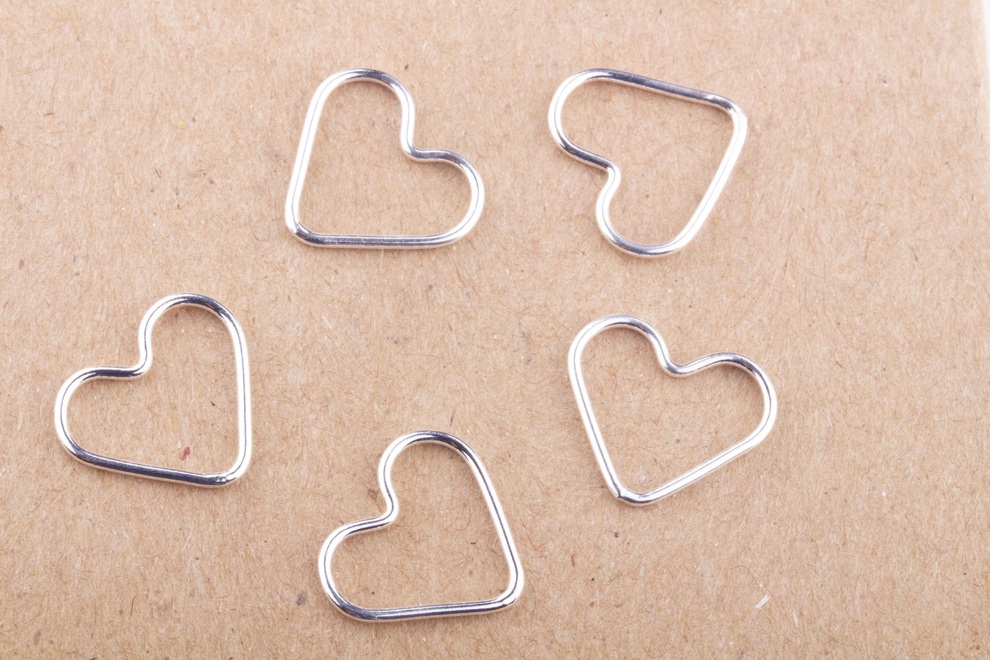 Set of 5 - Heart Connectors in Gold Filled, Sterling Silver, Rose Gold Filled, Great for Permanent Jewelry, Permanent Jewelry Supplies, 15mm