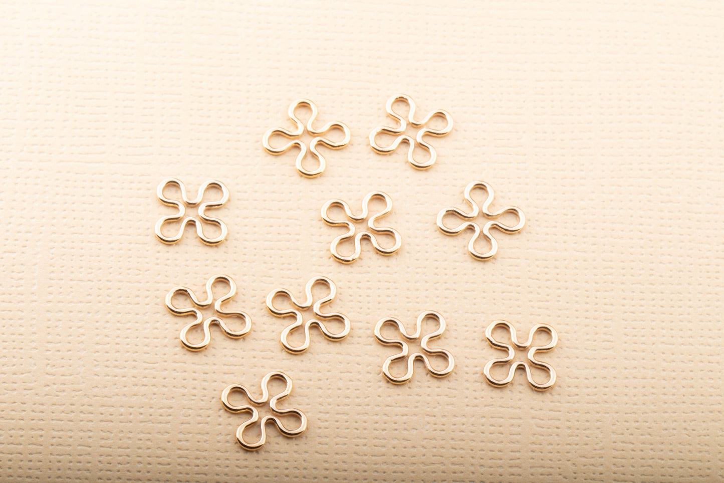 Set of 10 - Flower Daisy Or Cross Thick Wire Link Connector, For Permanent Jewelry, Bracelet, Necklace, Anklets, Wire Daisy Connectors